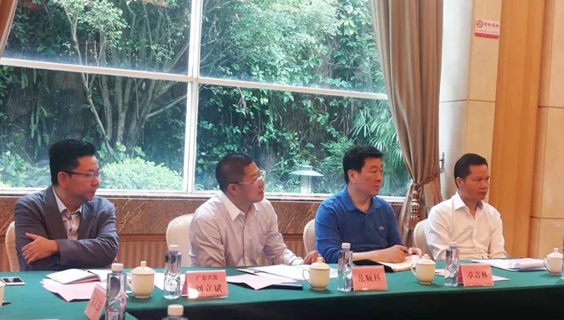 中国有色金属加工工业协会范顺科理事长、章吉林副理事长兼秘书长与广东企业代表座谈.jpg