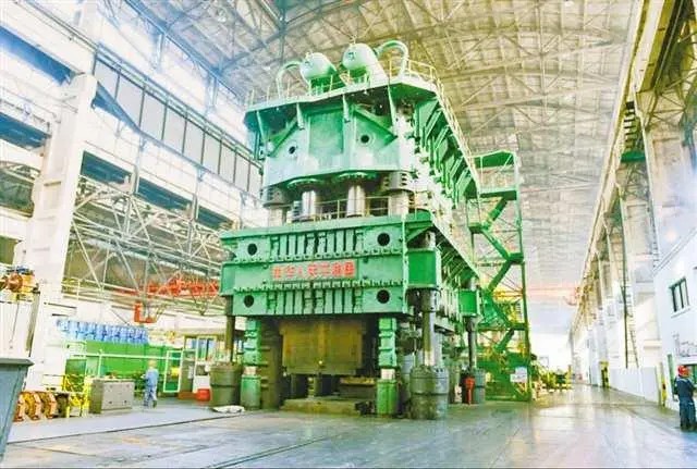 “国宝级设备”如何“换新”——西南铝3万吨水压机改造竣工复产记
